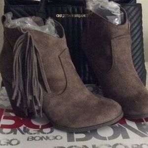 New Bongo ankle boots
